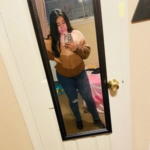 Meet your Posher, Perla